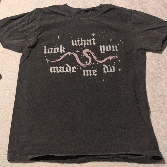 Taylor Swift-look what you made me do - Picture 1 of 3